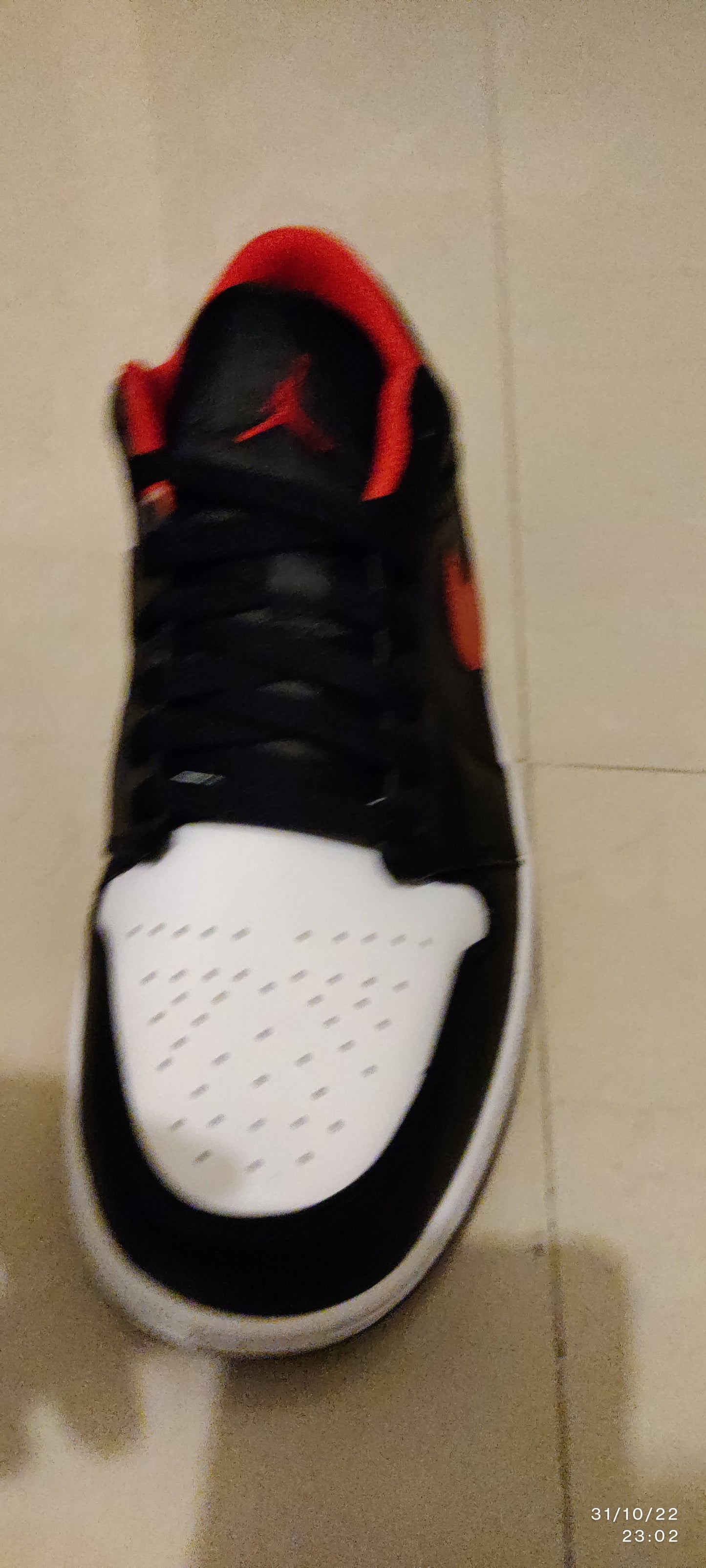 Nike Air Jordan 1 Low White Toe Size Black Fire Red 553558-063